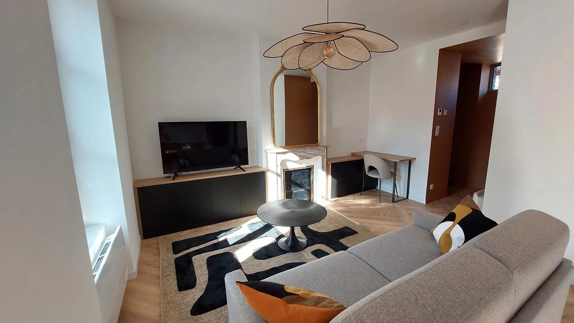 Le Gally 55M2, Coeur De Ville Avec Garage! Rodez